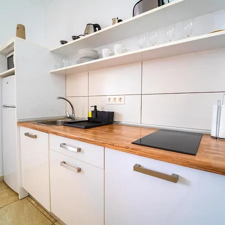 Apartamento Anjomacar Ii *