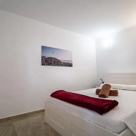 Anjomacar B 테기세