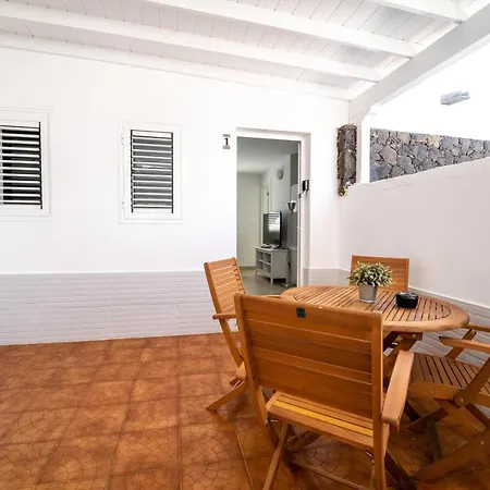 Apartment Anjomacar B